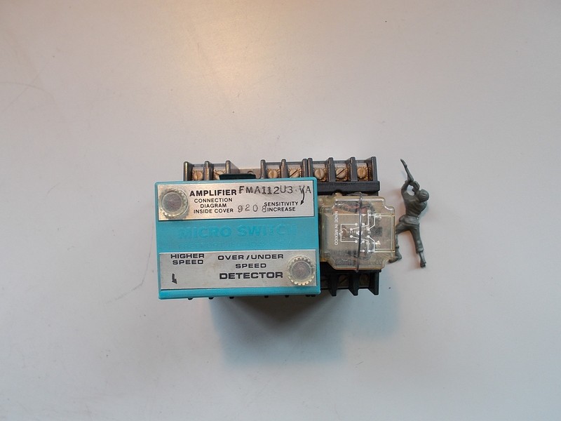 Micro Switch Amplifier FMA112U3.VA FMH1 FMBA FE-21030 FE-21030