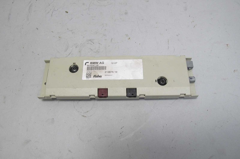 2004-2010 BMW E64 6-Series Convertible Radio Antenna Diversity Amplifier Module