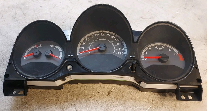 2011-12 Dodge Caliber Speedometer Instrument Cluster 98,611 Miles P6807323AC OEM