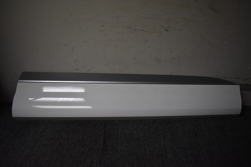 2020 AUDI Q7 PREMIUM LOWER DOOR MOLDING RIGHT SIDE FACTORY OEM
