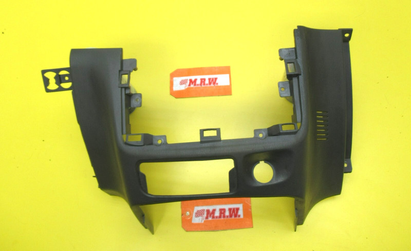 FRONT CENTER CONSOLE DASH BEZEL RADIO TRIM PANEL ASH TRAY KIA SPORTAGE 00 01 02