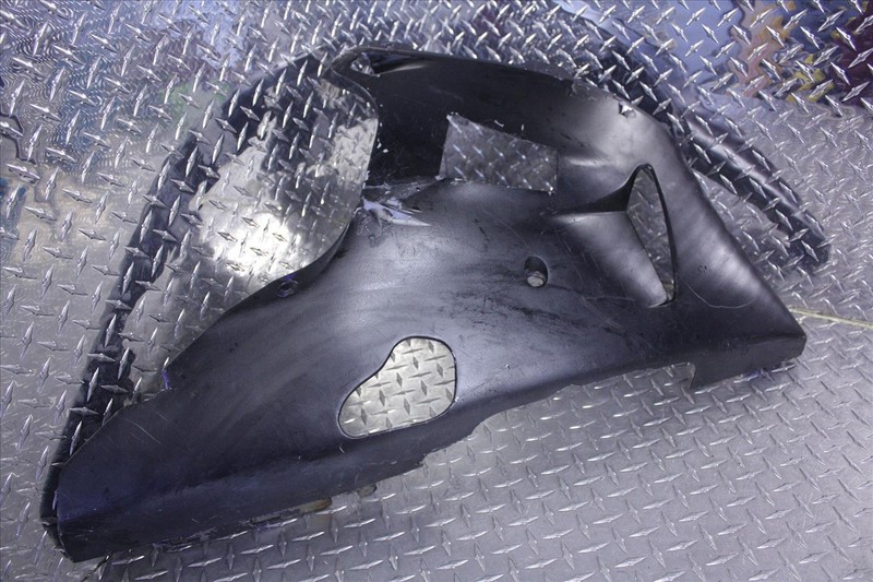 2000 YAMAHA YZF R 1 RIGHT LOWER COWL FAIRING COVER OEM R1 * 00