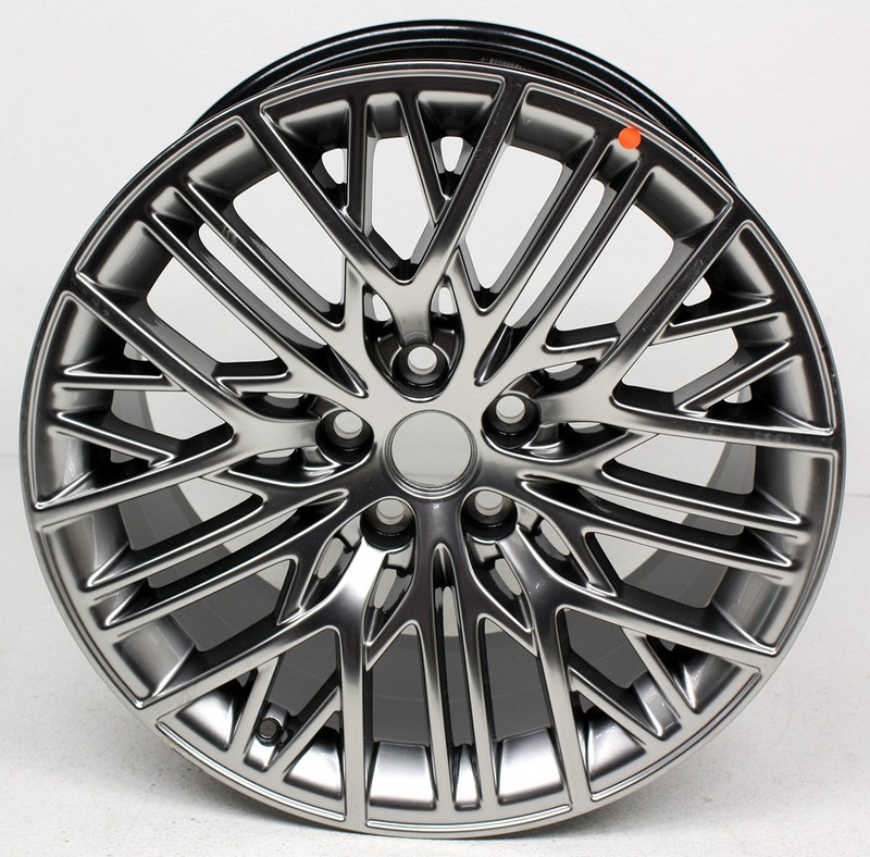 OEM 19 Inch Rear Wheel Scratches Marks For Genesis G90 Hyper Silver 52914-D2810