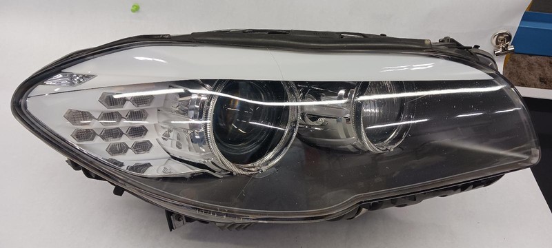 2012 BMW 528i headlight Headlamp xenon HID (adaptive) OEM 11 12 13