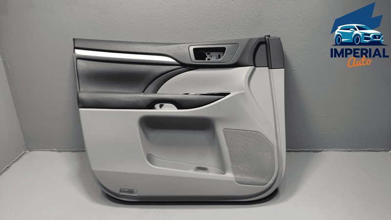 TOYOTA HIGHLANDER FRONT DRIVER SIDE INTERIOR DOOR PANEL TRIM OEM 2017 - 2019