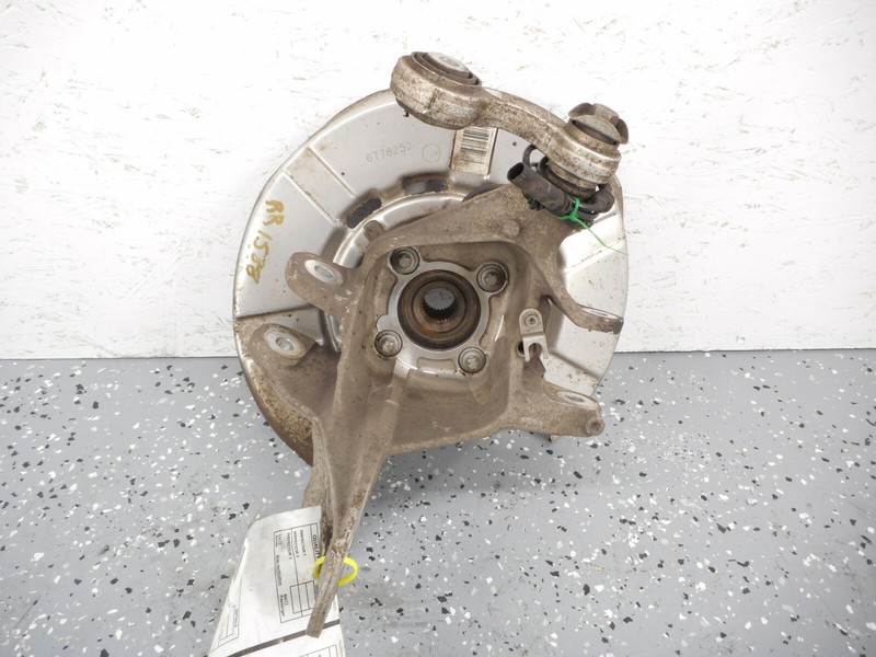 10-17 BMW 550i GT Rear Right Passenger Knuckle Stub Spindle HUB OEM 62K