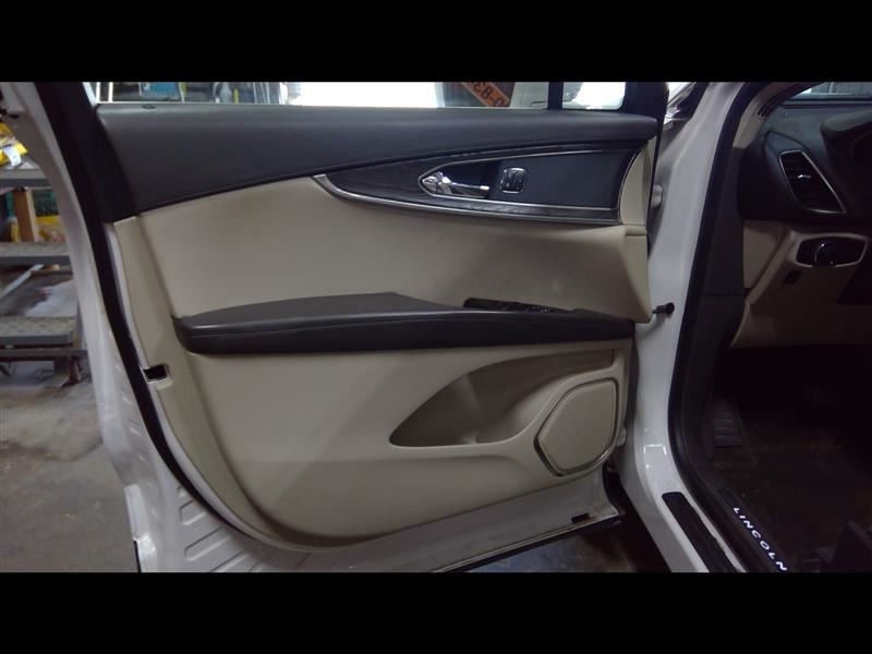 2018 MKX Driver Left Front Door Trim Panel 1204315