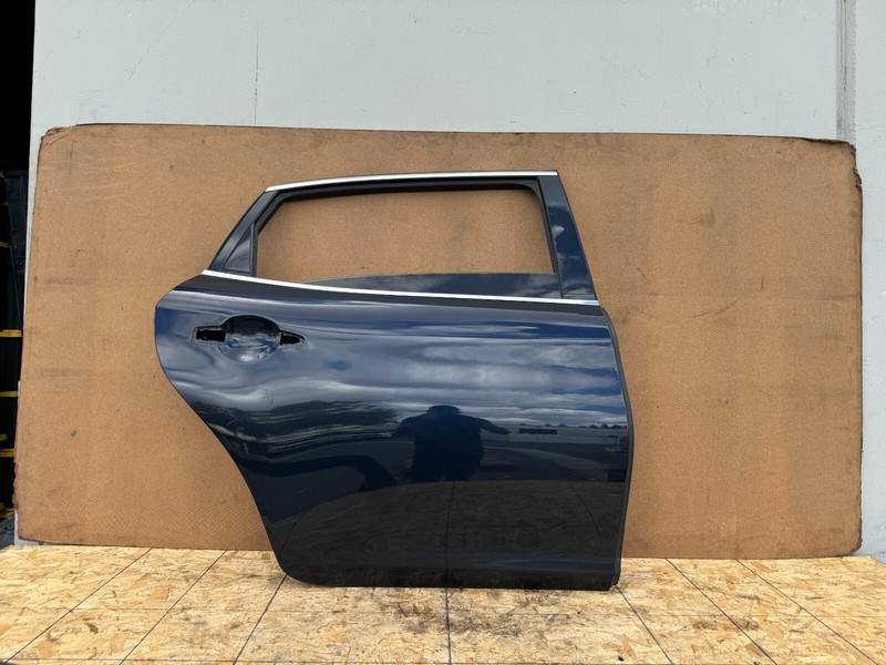 INFINITI Q70L 2015-2019 OEM REAR RIGHT PASSENGER DOOR SHELL ASSEMBLY (BLUE)