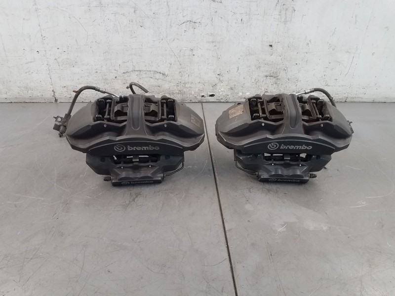 2016 Ford Mustang Shelby GT350 Brembo Brake Caliper Set #0638 VV1