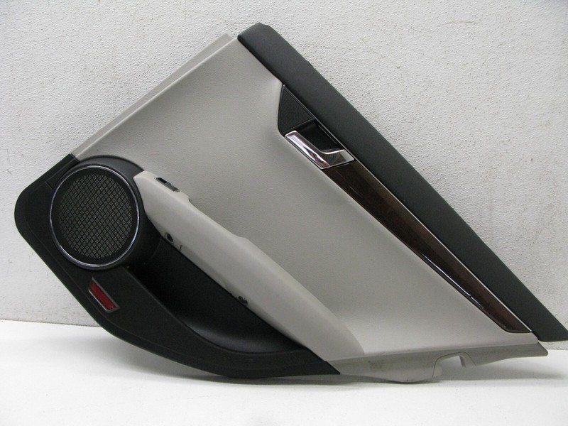 08-14 MERCEDES W204 C300 C350 C63 SEDAN INTERIOR DOOR PANEL RIGHT REAR OEM 08162