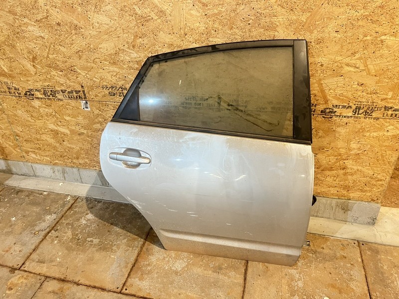 2008 Toyota Prius Rear Right Complete Door Assembly