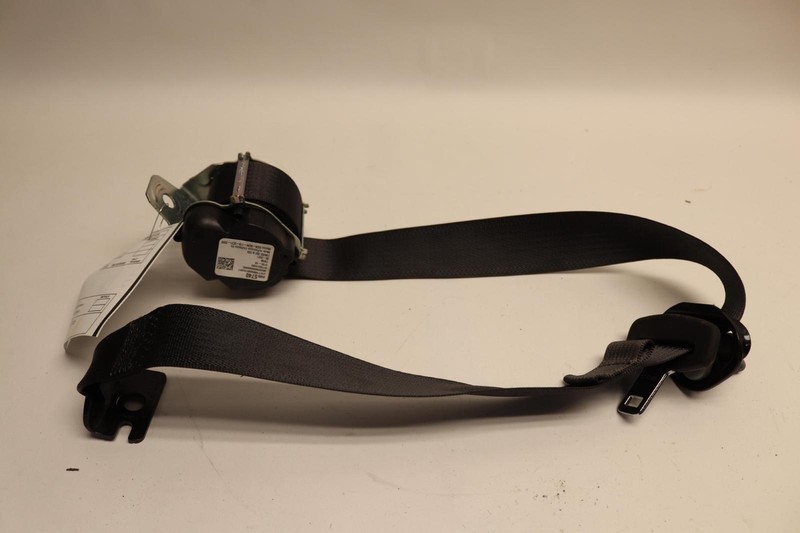 2020-2022 CHEVY SILVERADO 2500 HD REAR 2ND ROW LEFT SIDE SEAT BELT OEM