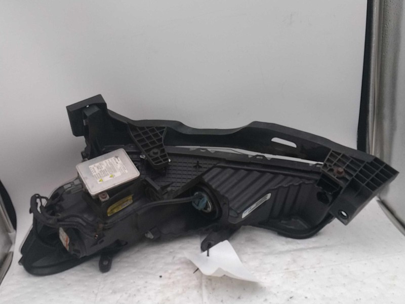 2009 Acura TL Right Headlight Assembly Aftermarket 231899 228K Miles