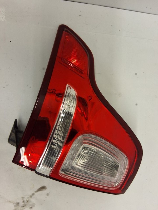 Passenger Tail Light Red Lens Fits 11-15 EXPLORER 3377185