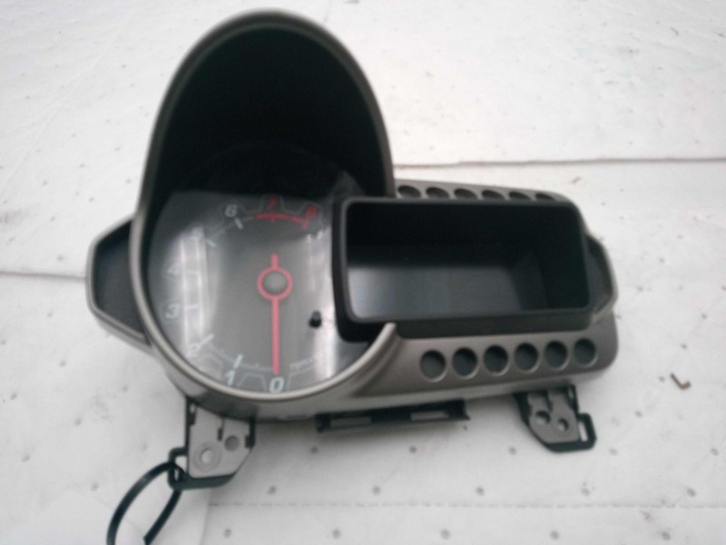 2013 Chevrolet Sonic Speedometer Gauge OEM 95146528 110K Miles
