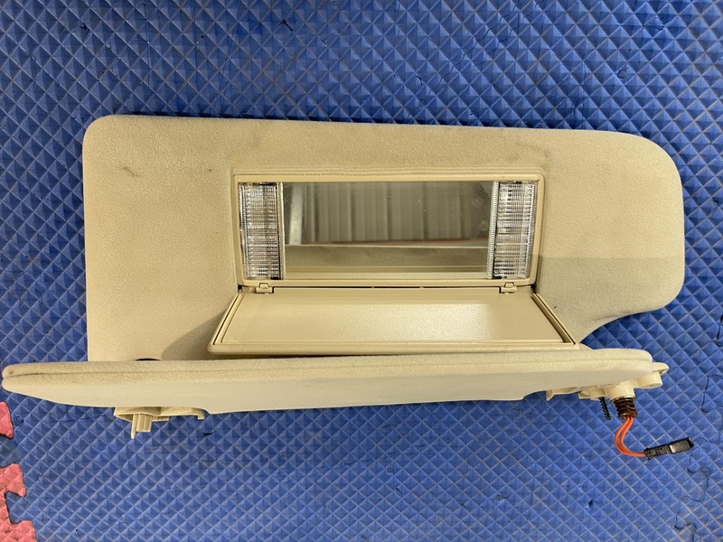 05-09 Land Rover Range Rover Driver Left Sun Visor Beige Oem !