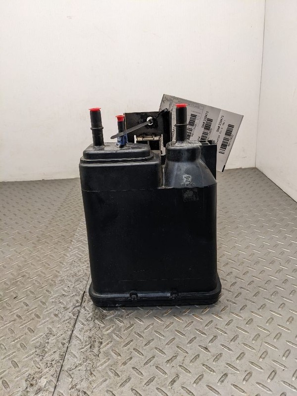 2014 GM Truck Gasoline Gas Fuel Evaporation Evap Charcoal Canister Can1173523