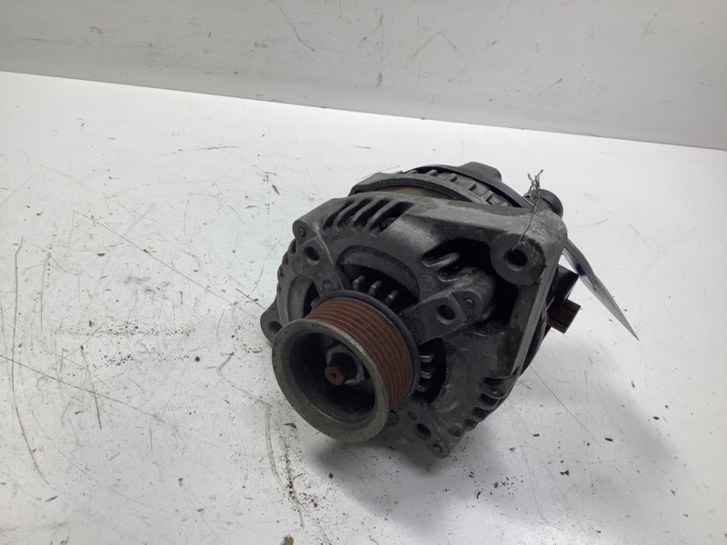 09-014 Acura TSX 2.4L Alternator (LOW MILES) OEM