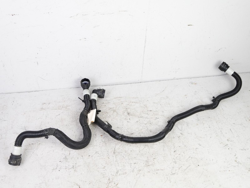 2017-2023 TESLA MODEL 3 / Y COOLING TUBE INV TO OIL COOLER 1077585-00-E OEM 30K