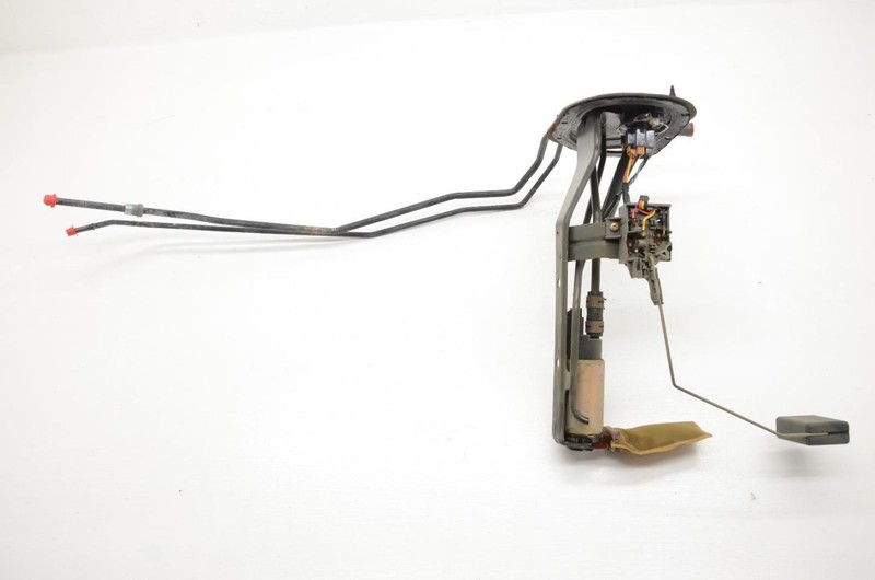 96-02 Toyota 4Runner SR5 3.4L Fuel Pump Assembly