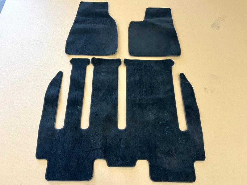 ⭐2016-2020 TESLA MODEL X FRONT & REAR FLOOR CARPET MAT RUG LINER SET OEM LOT2740