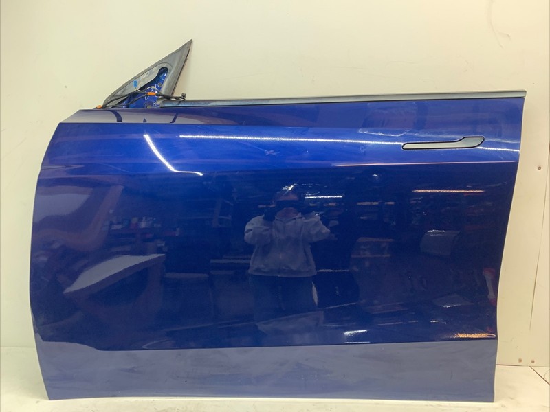 20-24 Tesla Model Y Front Left Side Door Shell Panel Blue 43022 UP
