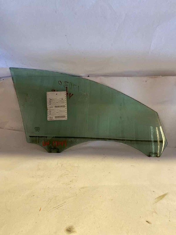 Front Door Glass/window VOLVO S40 Left 04 05 06 07 08 09 10 11