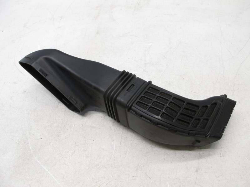 16-20 JAGUAR X260 XF 17-19 XE 3.0 S/C AIR DUCT INTAKE TUBE HOSE PIPE RIGHT 04172