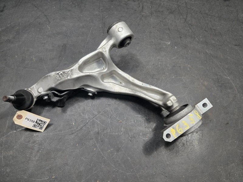 Front Right Lower Control Arm 2018 Infiniti Q50 54500-1BD2B 2017 2019 - 2024