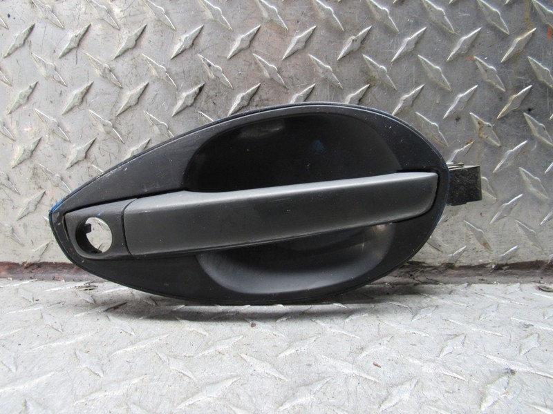 2003-2008 HYUNDAI TIBURON RIGHT PASSENGER FRONT DOOR HANDLE ASSEMBLY EXTERIOR