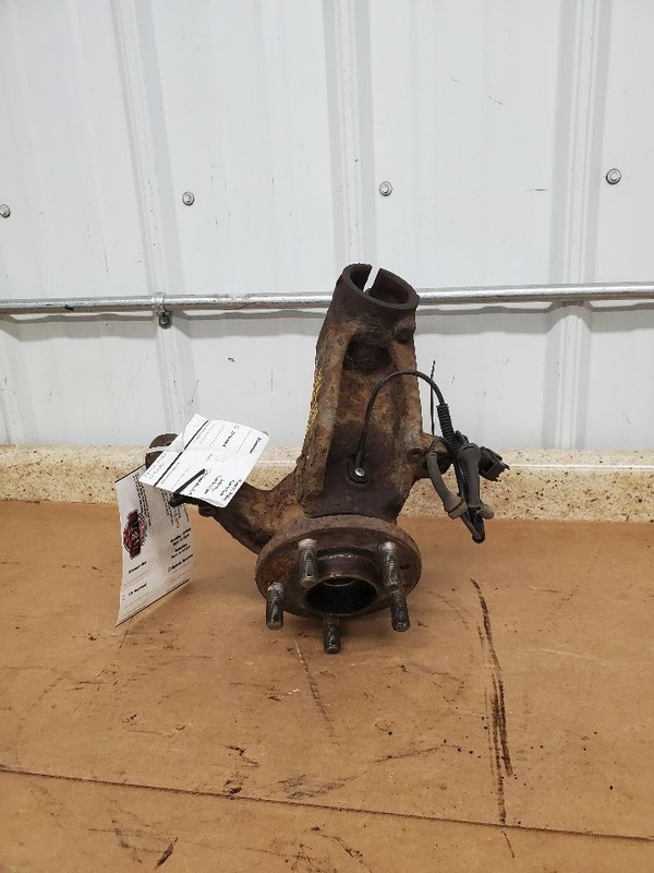 Passenger Right Front Spindle/Knuckle Fits 08-15 LR2 291801