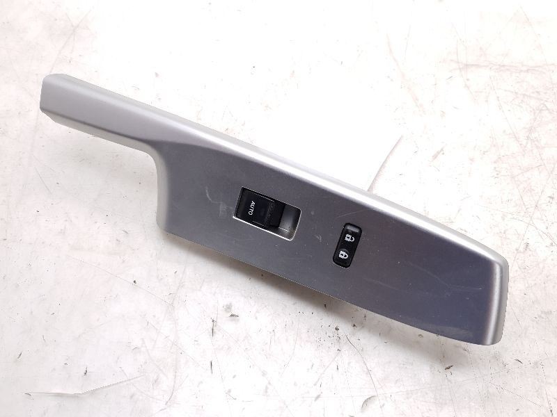 12 13 14 15 16 17 Toyota Prius V Right Front Window Switch