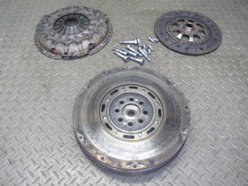 00-04 PORSCHE BOXSTER 986 2.7L M/T TRANSMISSION FLYWHEEL FLEX PLATE CLUTCH SET