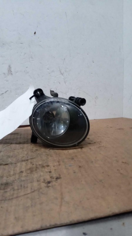 2014 Audi Q5 Left Fog Light Assembly Grey OEM 302982, 132K Miles