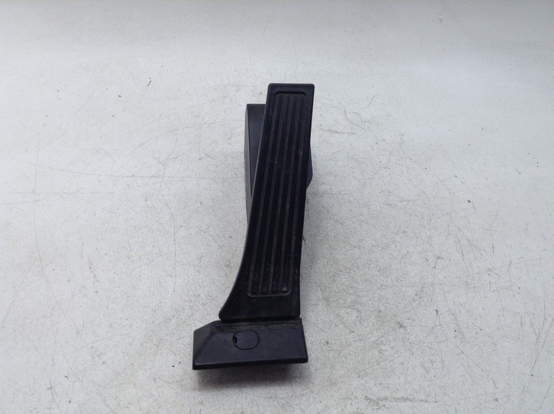 09-14 HYUNDAI GENESIS GAS ACCELERATOR PEDAL OEM