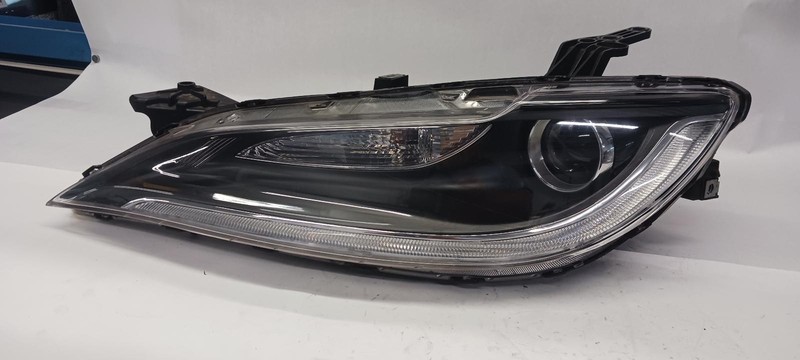 15-'17 CHRYSLER 200 Left driver headlight halogen OEM Grade A!