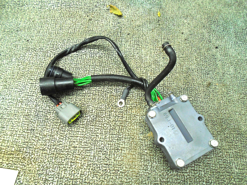 YAMAHA RECTIFIER & REGULATOR ASSY 69J-81960-10-00 '04-'07 200/225 HP OUTBOARD