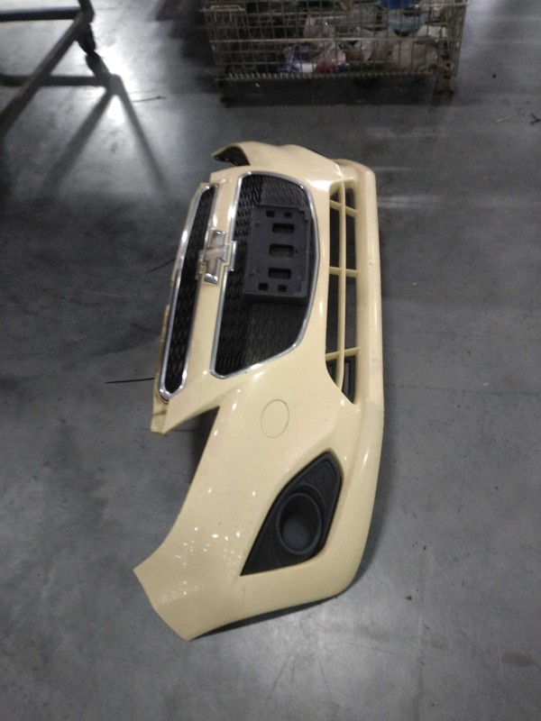 2015 Chevrolet Spark Yellow Bumper Assembly OEM 95141821 114k Miles