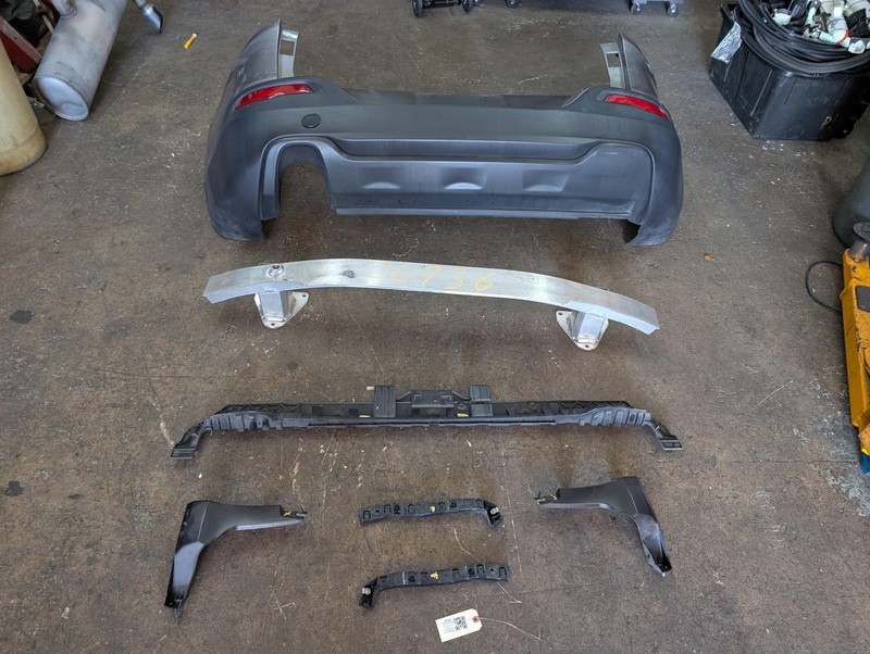 Rear Bumper Assy 2017 Jeep Cherokee 2014 2015 2016 2018