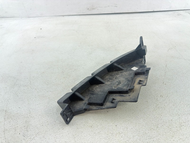 2020 Dodge CHARGER Front Left Bumper Bracket 68226545AB