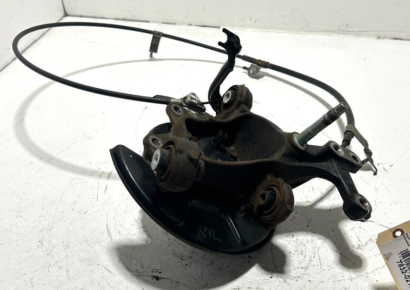 2018-2024 TOYOTA CAMRY SPINDLE KNUCKLE HUB / KNUCKLE REAR LEFT DRIVER SIDE OEM