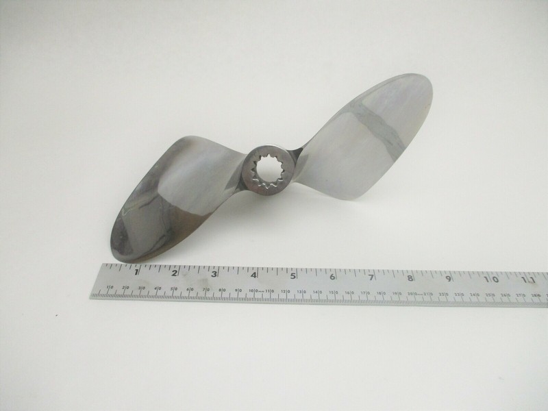 38692 9 1/2 X 17 Pitch 12 Spline SS Prop for Mercury Super Speedmaster Gearcase