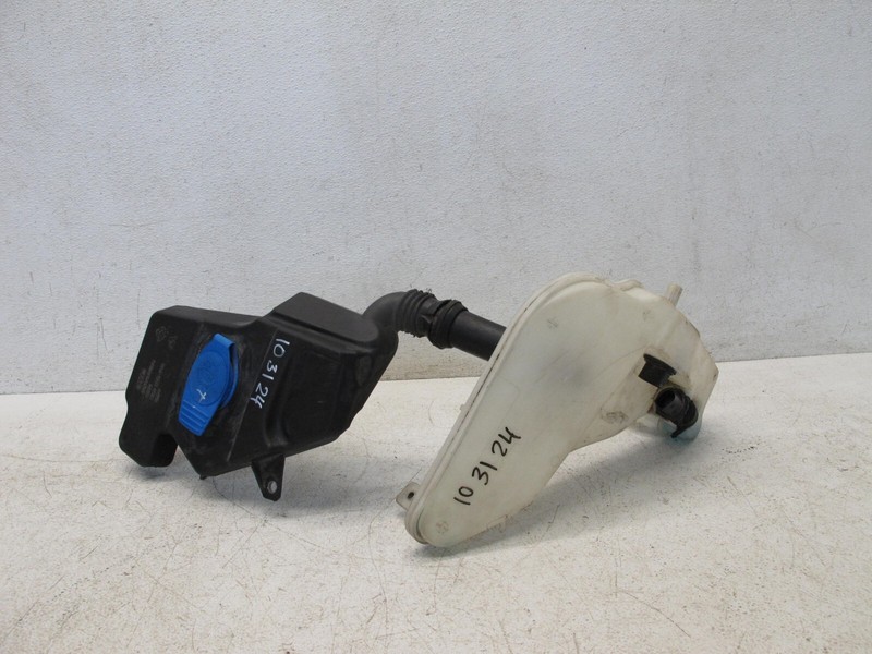 12-18 AUDI C7 A6 S6 A7 S7 WINDSHIELD WASHER FLUID RESERVOIR BOTTLE OEM 103124