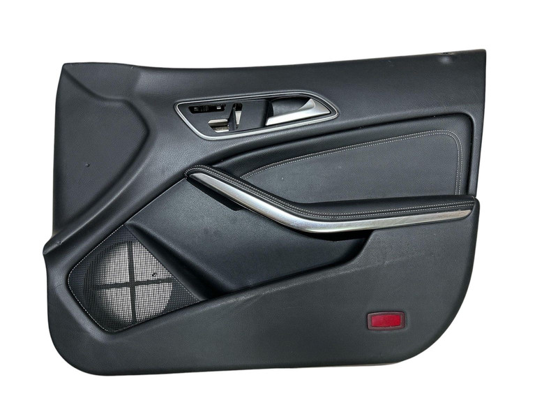 Mercedes CLA250 door panel trim 14 19 front right black leather 11772040009D88
