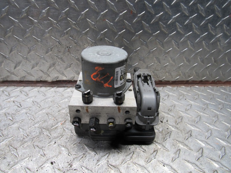17-18 HYUNDAI ELANTRA SEDAN 2.0L ABS ANTI LOCK BRAKE PUMP ASSEMBLY F2589-30500