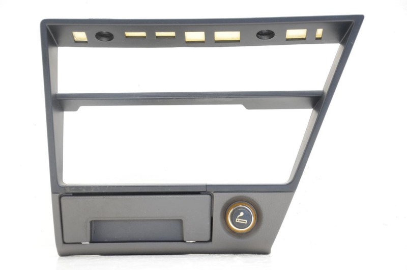 1984-1986 Nissan 300ZX Z31 2+0 Radio Climate Control Dash Bezel