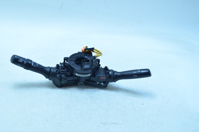 10-15 TOYOTA PRIUS COLUMN HEADLIGHT TURN SIGNAL & WIPER CONTROL SWITCH OEM