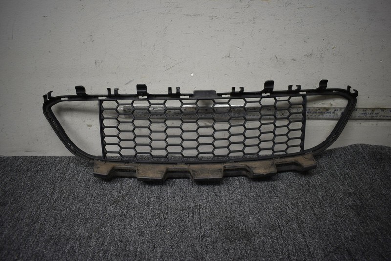 BMW 3 SERIES FRONT LOWER GRILLE FACTORY OEM