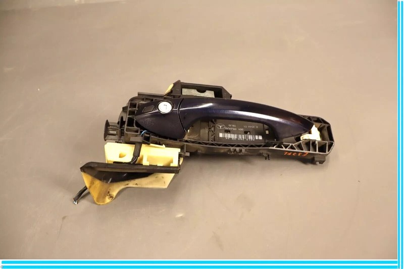 10-13 Mercedes W212 E350 E550 E63 AMG Front Left Driver Exterior Door Handle OEM