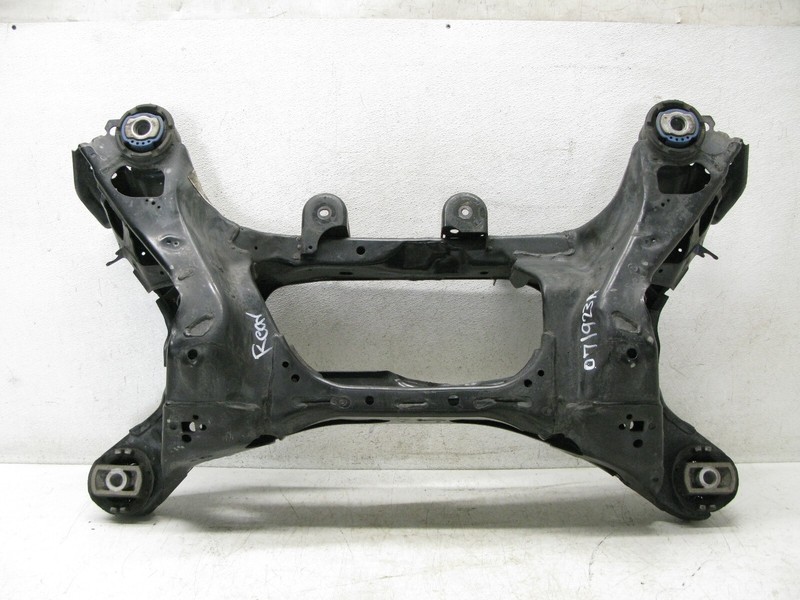 10-15 JAGUAR X250 XF XFR XFR-S SUSPENSION SUBFRAME CROSSMEMBER REAR OEM 071923A